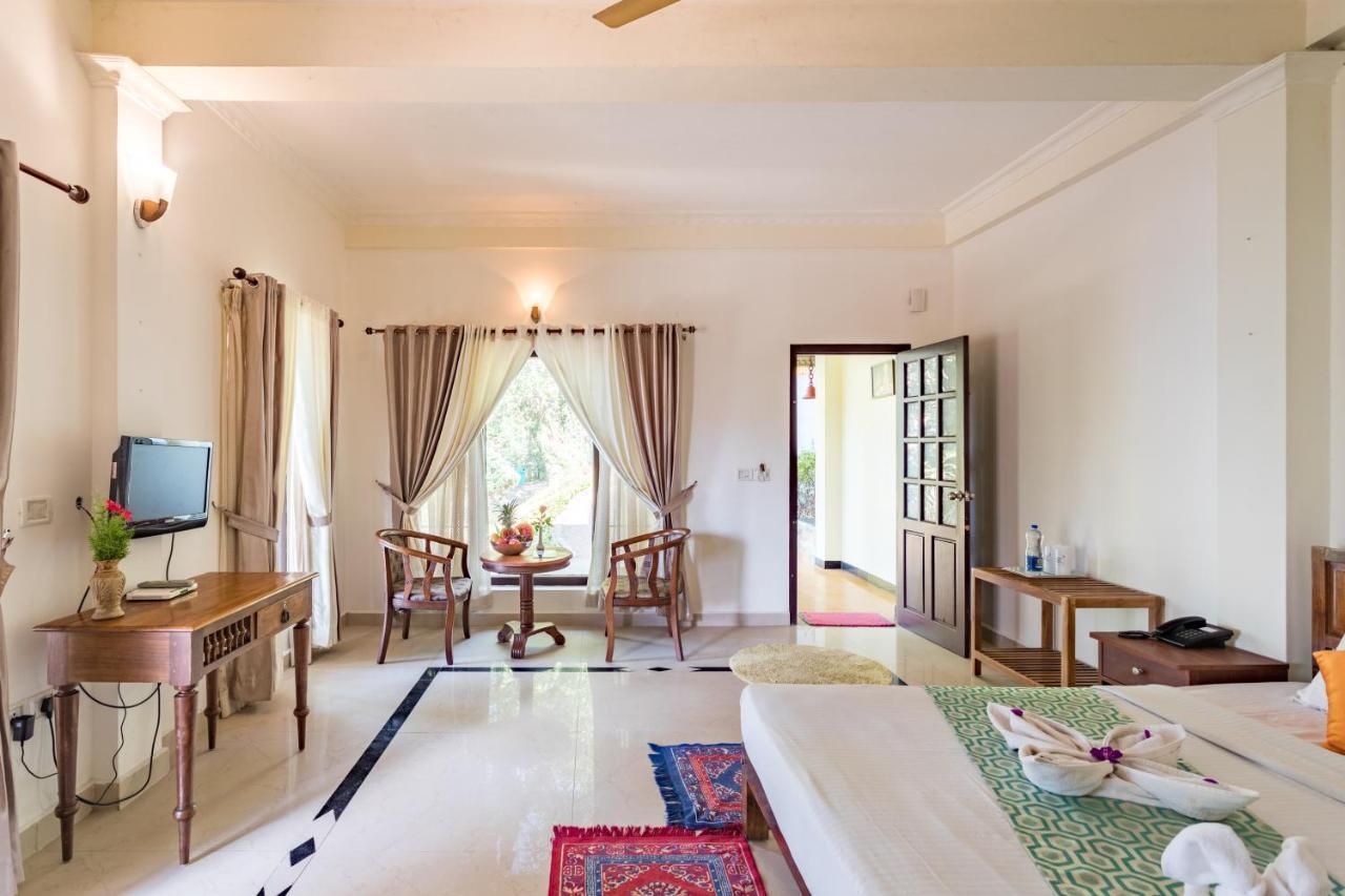 Hotel Violet Woods à Munnar Extérieur photo