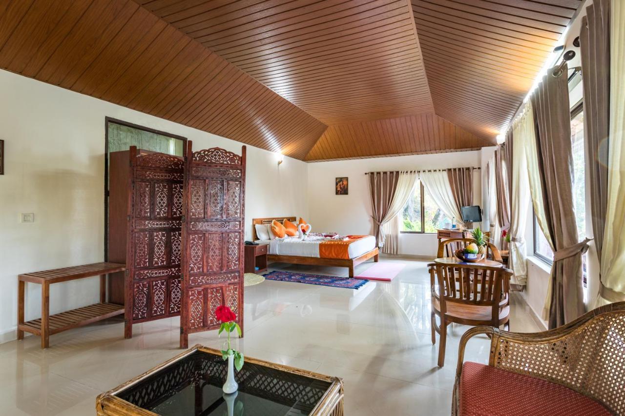 Hotel Violet Woods à Munnar Extérieur photo