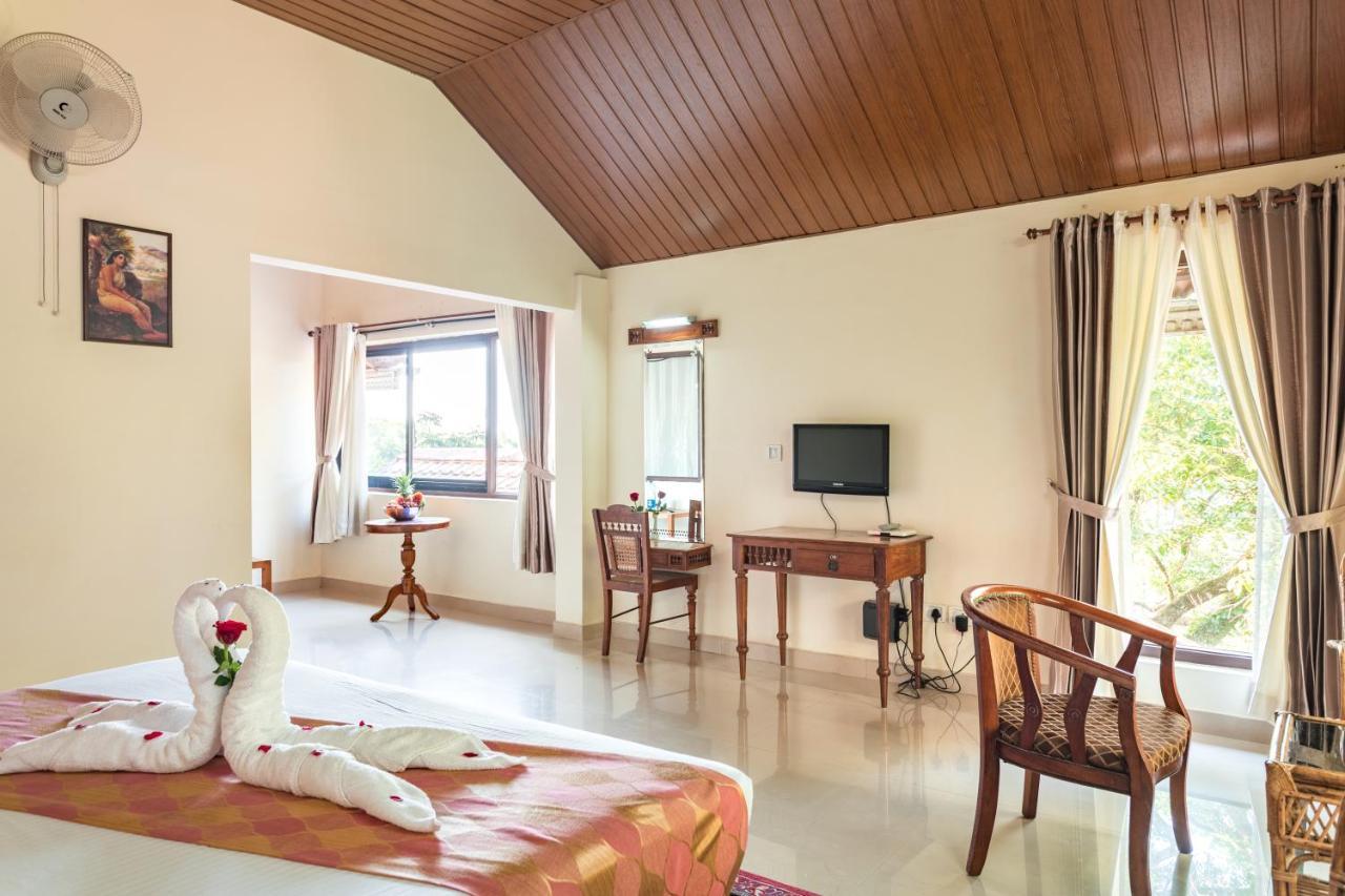 Hotel Violet Woods à Munnar Extérieur photo